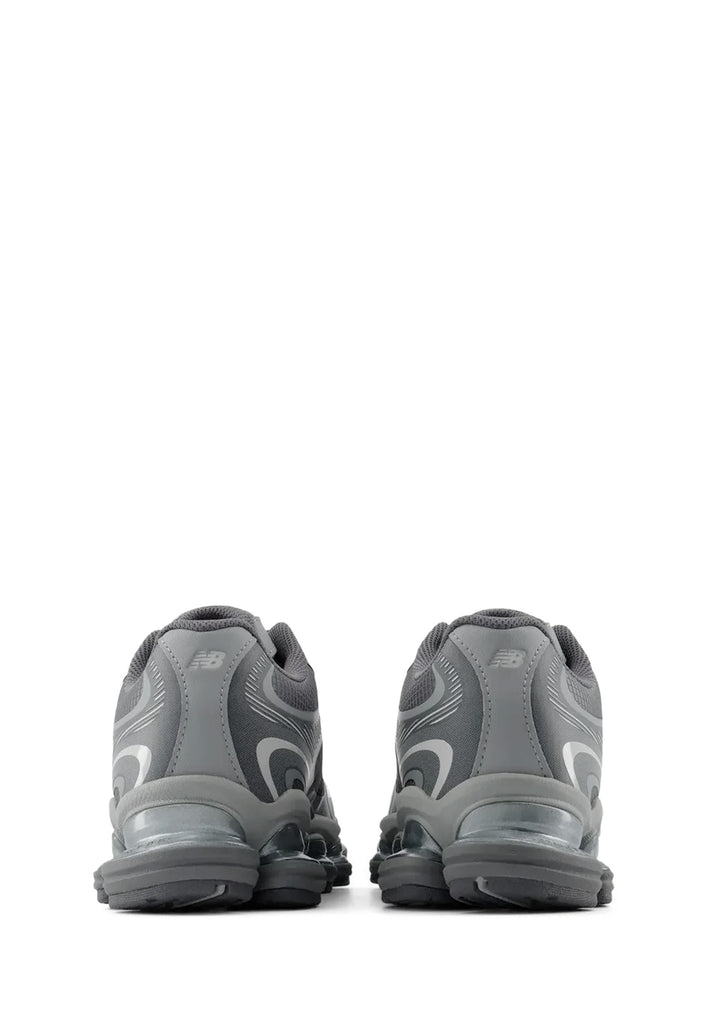 SNEAKERS UNISEX Grey New Balance